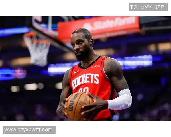 热火与火箭激战三月一日NBA赛场再掀高潮球迷热情高涨